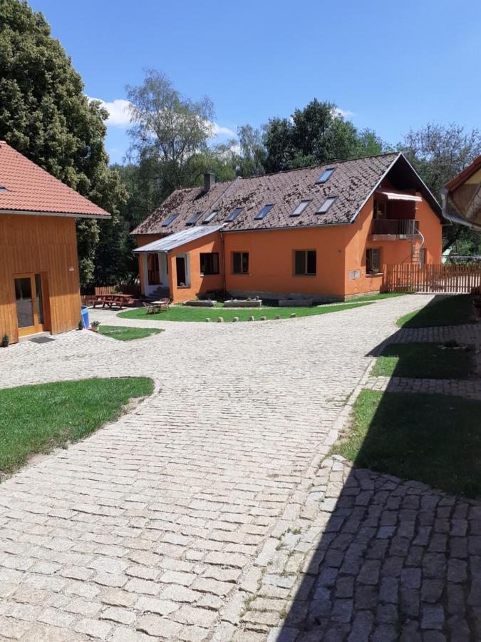 Kypruv Mlyn Villa Knínice Exterior foto